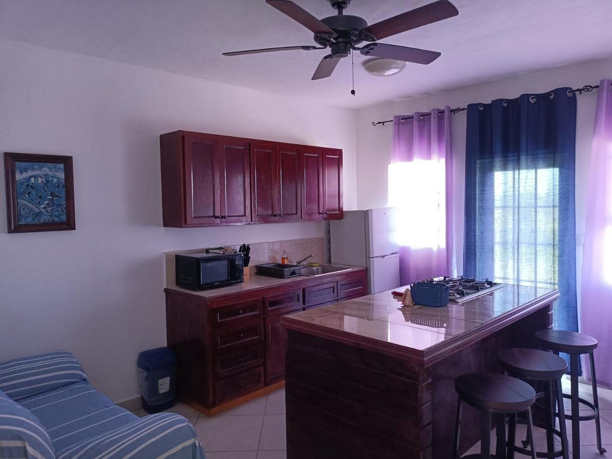 Holiday Home Belvedere Dickenson Bay Room photo